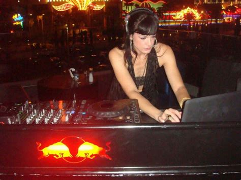 tatiana alvarez|tatiana alvarez dj.